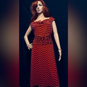 Stunning geometrical striped dress